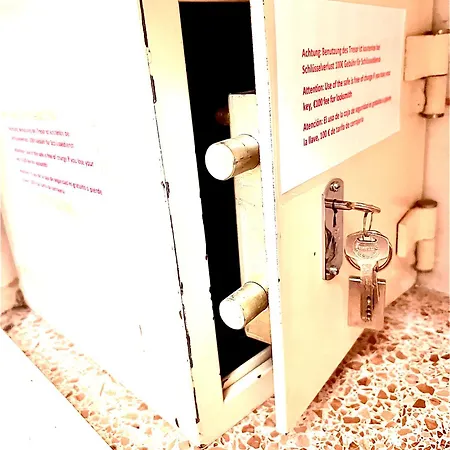 Solymar Premium Apartamento *